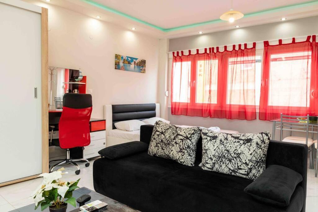 Luxury Studio In Downtown Салоніки Екстер'єр фото