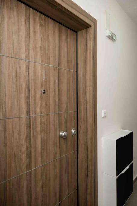 Luxury Studio In Downtown Салоніки Екстер'єр фото